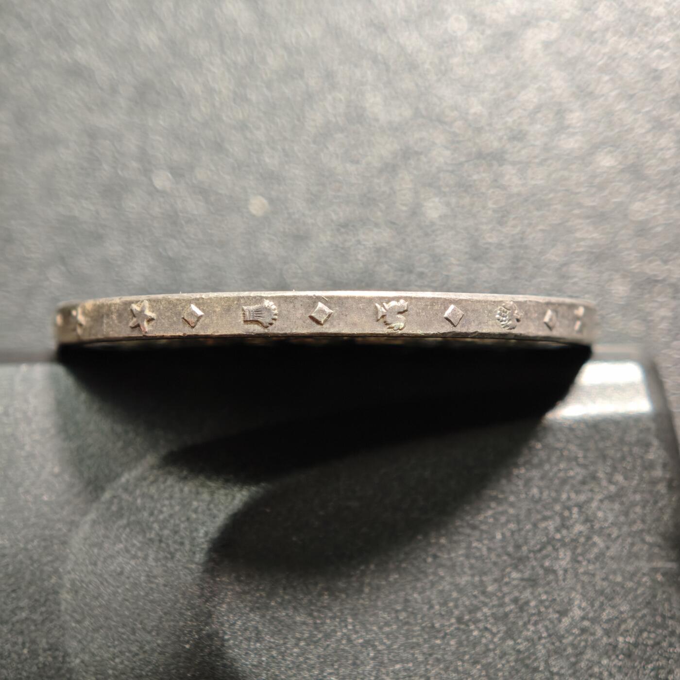 【德藏】世界币章拍卖第150期（拍品征集中~欢迎藏友联系） 2枚一组 1965年 法国大力神10法郎银币 及 1976年 法国大力神50法郎银币 直径约：37mm/10F,41.1mm/50F；重约：24.9g/10F,30g/50F