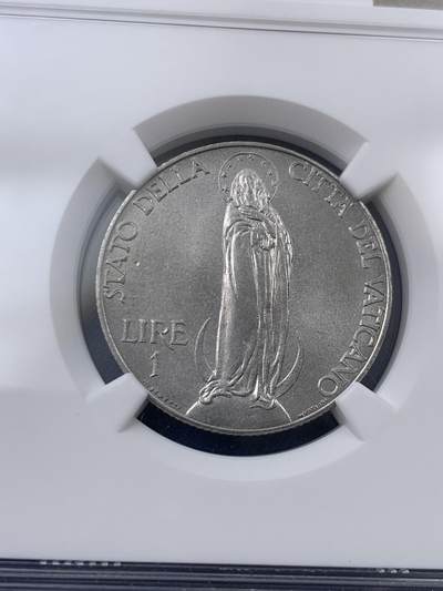 《竞宝斋》第429场 周日，周一，周二 3场连拍 （全场包邮） NGC MS65 梵蒂冈1941年1里拉 圣母 车轮光状态漂亮！