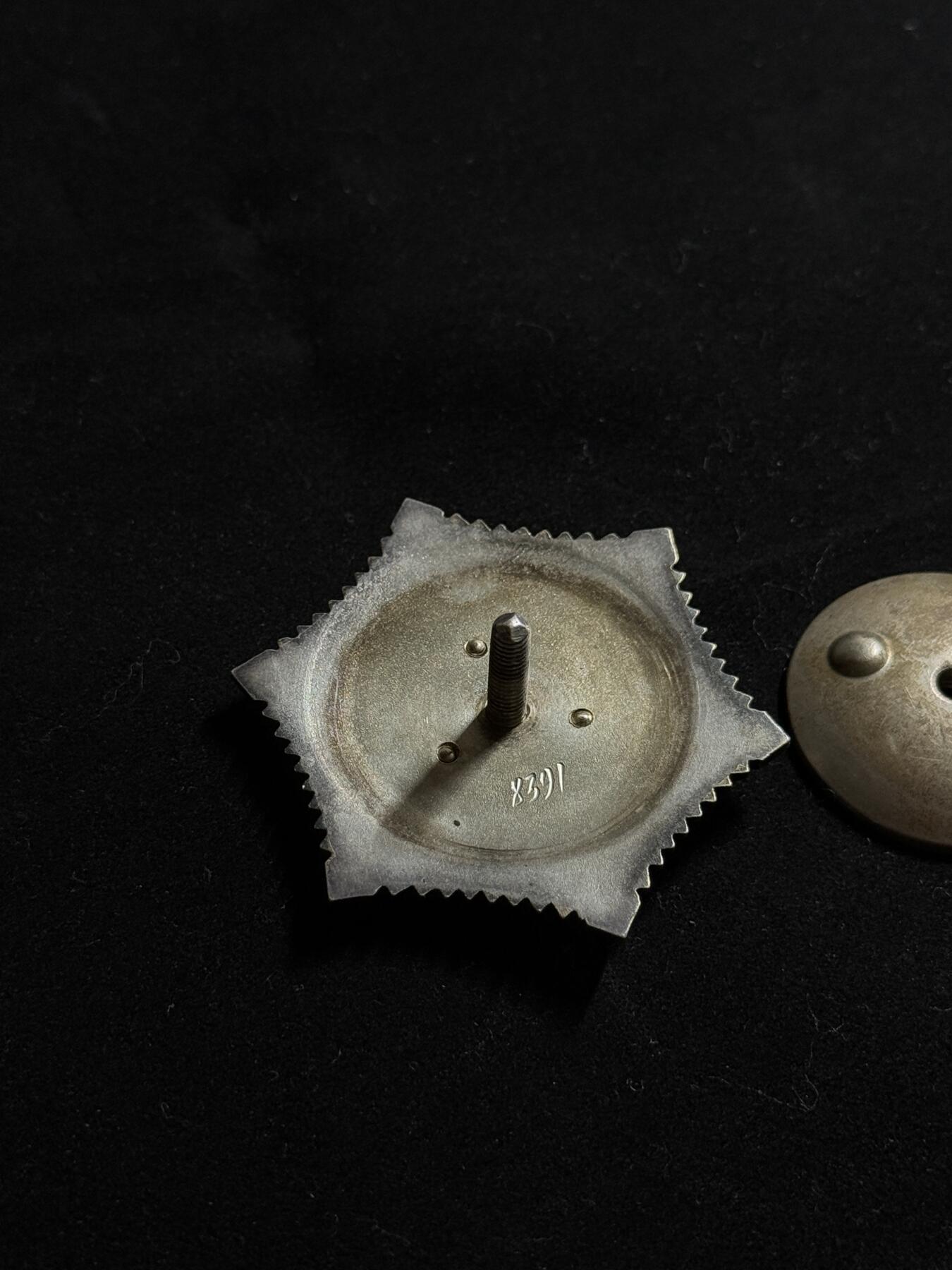戎马世界章牌大赏第107期 蒙古北极星勋章，银制，转轮版，顶部白色珐琅有轻微掉皮