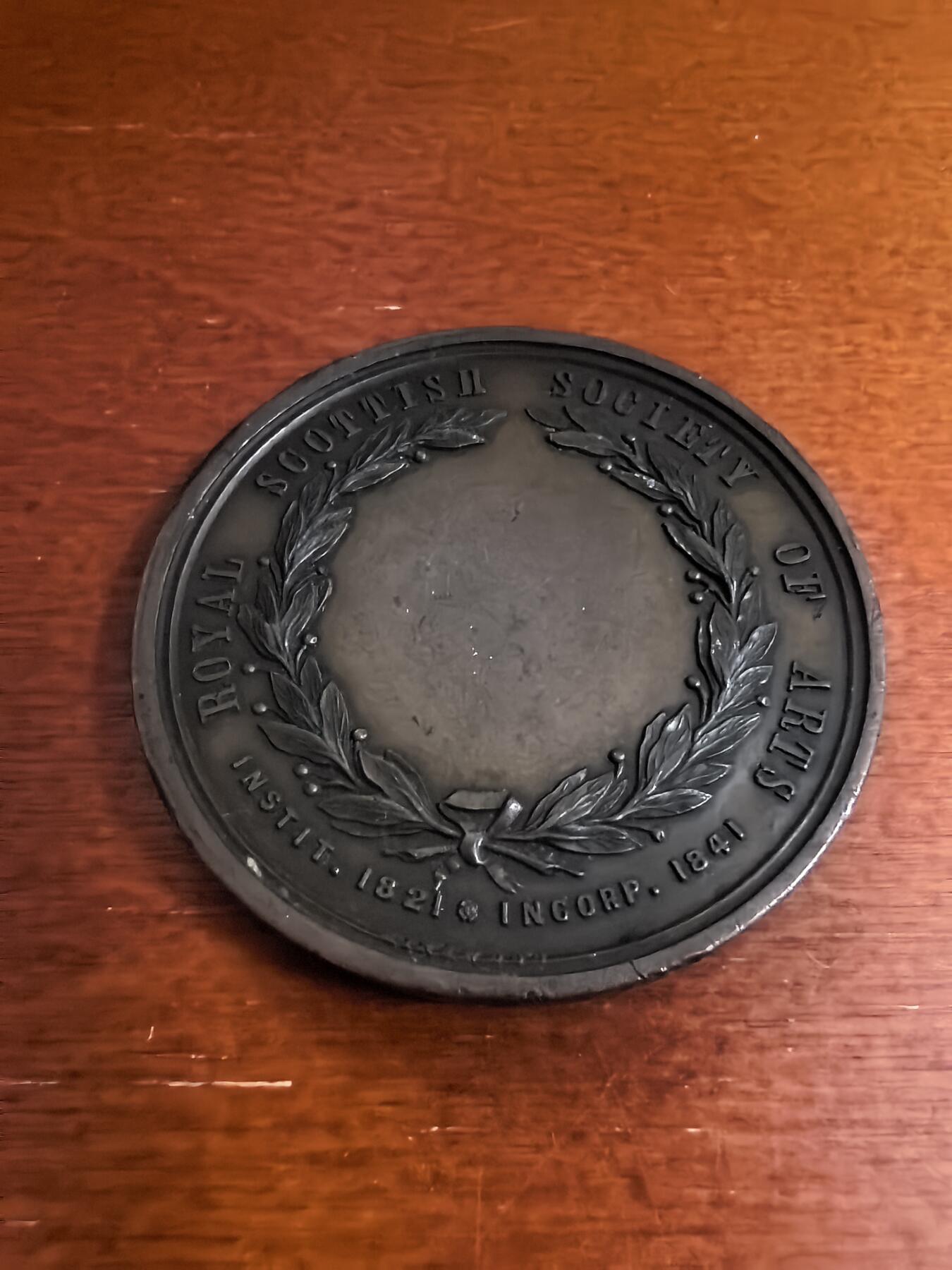 长老汇蛇年精选第六十四场拍卖 1841英国皇家苏格兰艺术协会麦克道格拉斯·布里斯班奖铜章，47.3克，48MM