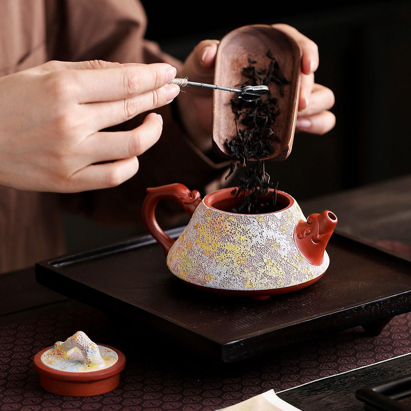 紫砂古岩矿虫洞油半手工茶壶