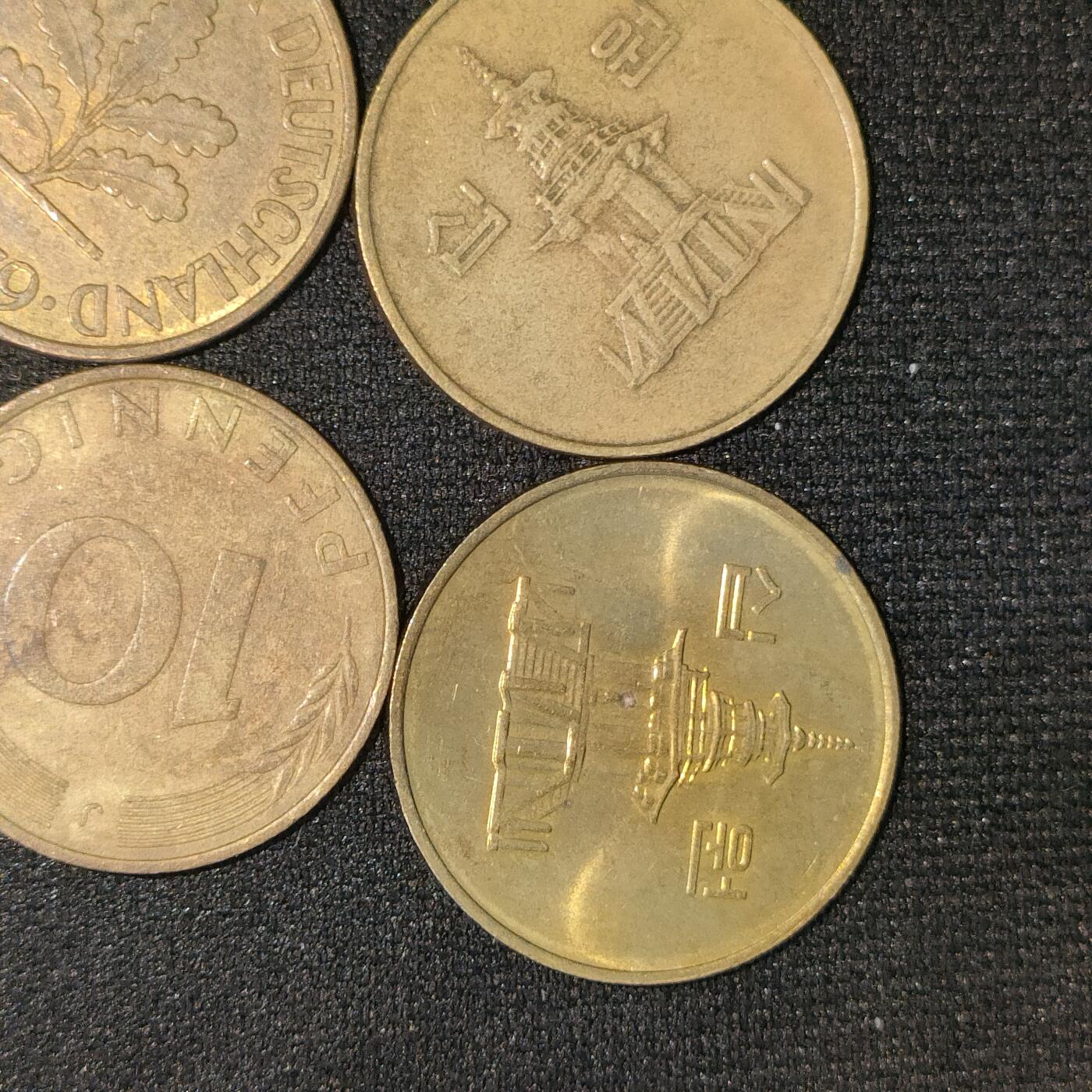 猩哥外币小铺➨【第197场】 9个硬币
