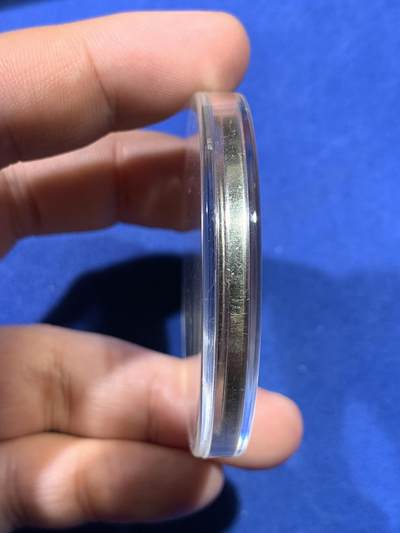 《竞宝斋》第429场 周日，周一，周二 3场连拍 （全场包邮） 富兰克林金币收纳盒 古董盒子，几十年前的产物，内含一枚银圈，重22.5克