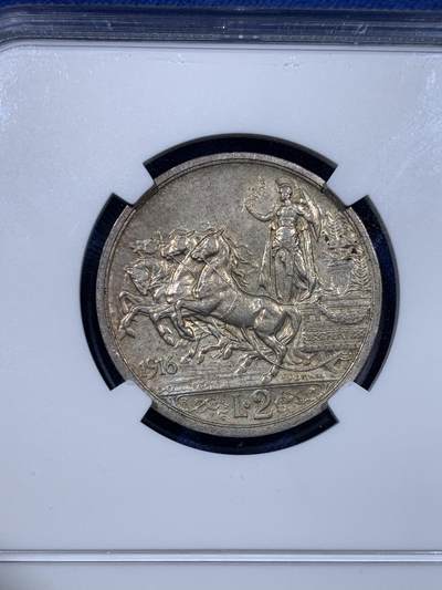 《竞宝斋》第429场 周日，周一，周二 3场连拍 （全场包邮） NGC MS62 意大利 1916年 马车2里拉银币