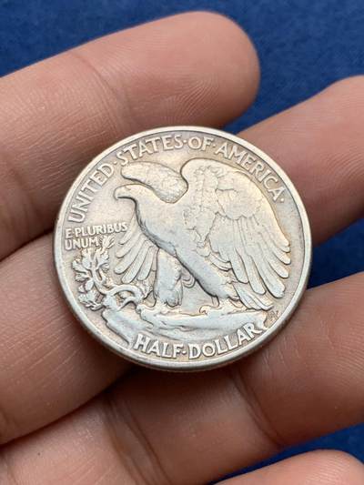 《竞宝斋》第429场 周日，周一，周二 3场连拍 （全场包邮） 美国1942年行走女神50分银币