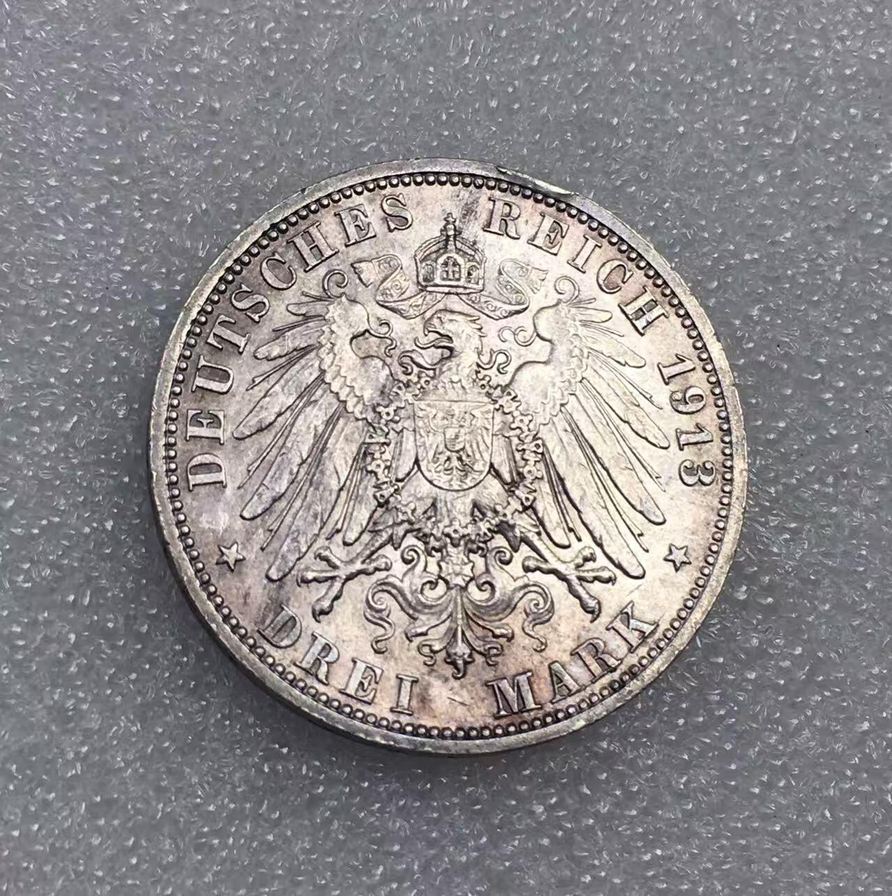 世界钱币专场拍卖 每周二开拍 1913年德国普鲁士国王威廉二世花枝登基3马克银币