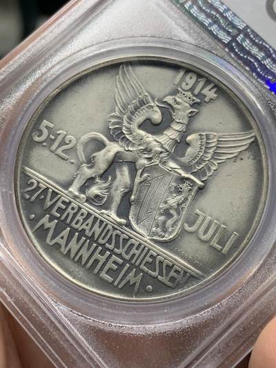 《竞宝斋》第429场 周日，周一，周二 3场连拍 （全场包邮） PCGS SP63 德国 1914年 曼海姆射击节大银章 精美大气 高浮雕 加厚盒