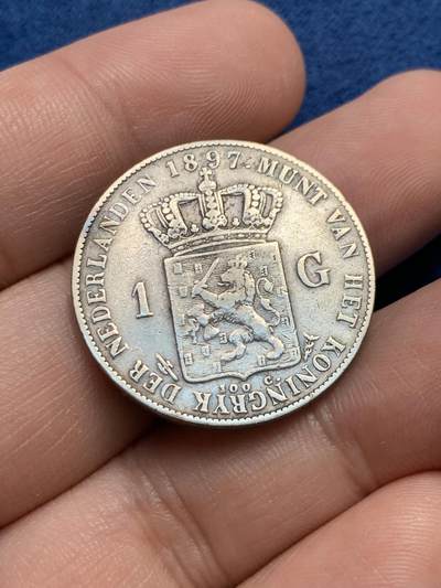 《竞宝斋》第429场 周日，周一，周二 3场连拍 （全场包邮） 荷兰1897年1古尔盾银币，经典小萝莉品种，高分已经上天的品种