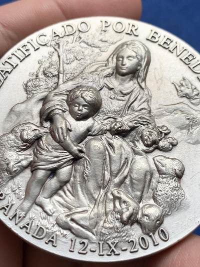 《竞宝斋》第429场 周日，周一，周二 3场连拍 （全场包邮） 本笃十六世祝福纪念章 121.3克 60mm 超大规格 双面高浮雕