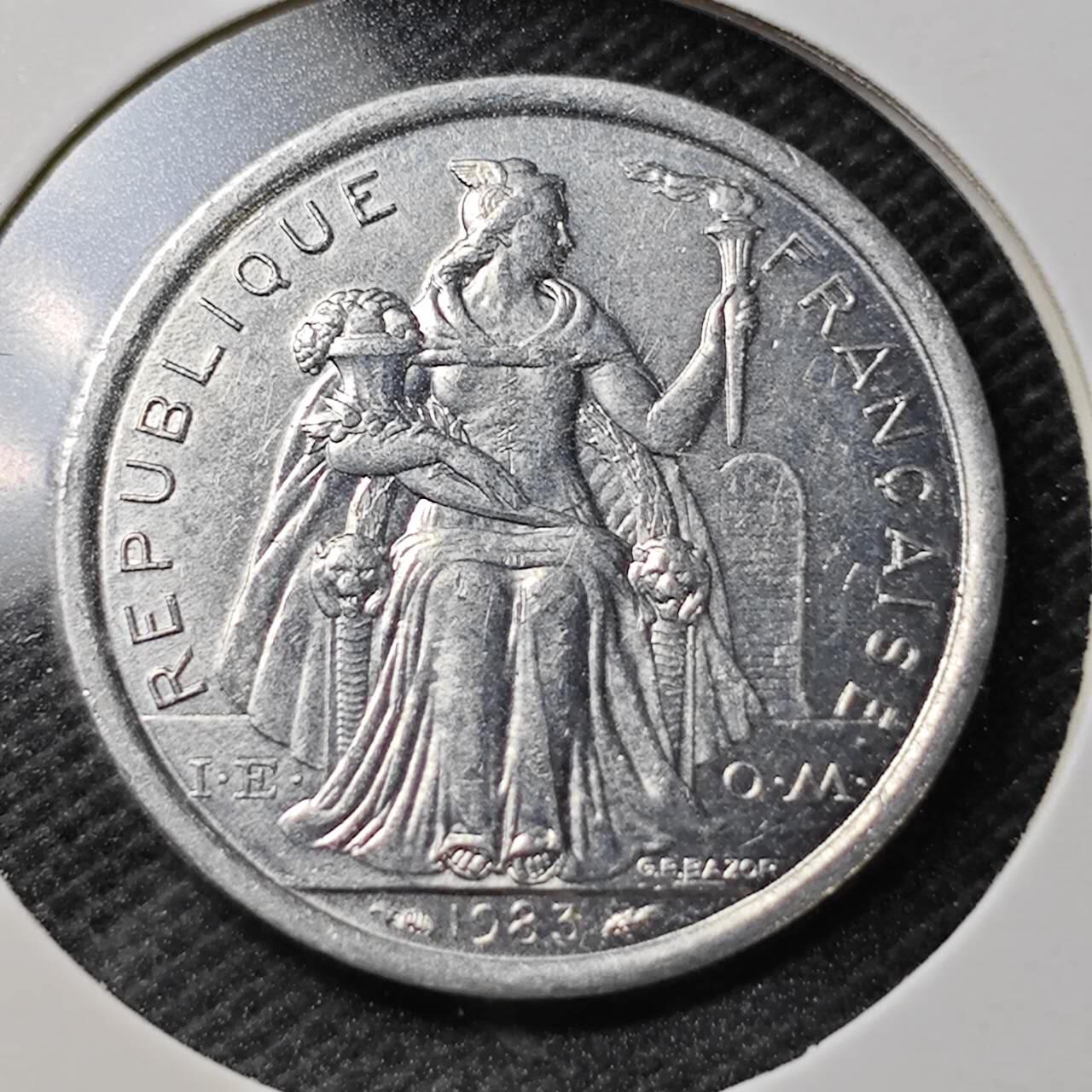 KK钱币收藏小铺  第356场  2月预留时间 周末发货  1983法属新喀里多尼亚1法郎