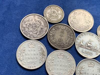 《竞宝斋》第430场 周日，周一，周二 3场连拍 （全场包邮） 10枚一组 各国银币 总重约108.7克 细节见图