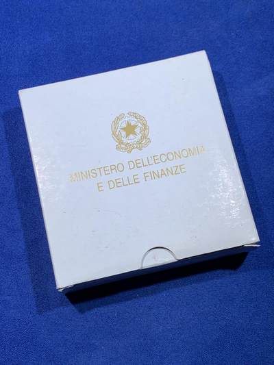 《竞宝斋》第430场 周日，周一，周二 3场连拍 （全场包邮） 2003年意大利担任欧盟理事会主席国10欧纪念银币 925银 22克 盒证齐全