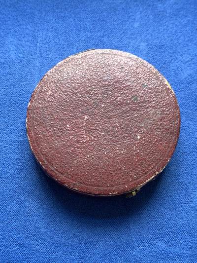 《竞宝斋》第430场 周日，周一，周二 3场连拍 （全场包邮） 法国贝济耶考古、科学与文学学会镀金银章 丰饶角银标 45.6克 45mm 带盒