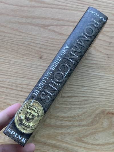 《竞宝斋》第430场 周日，周一，周二 3场连拍 （全场包邮） 古罗马钱币及其价值目录第三卷 公元235年-公元285年 重达1.1公斤