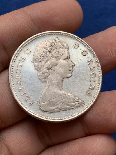 《竞宝斋》第430场 周日，周一，周二 3场连拍 （全场包邮） 加拿大 1965年 伊丽莎白二世女王像-划船1加元银币