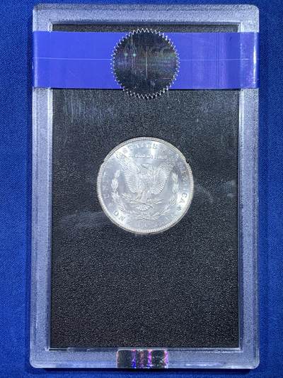 《竞宝斋》第430场 周日，周一，周二 3场连拍 （全场包邮） NGC MS65 美国 1883-CC 摩根 GSA大封装 卡森厂高分难得 十字转光