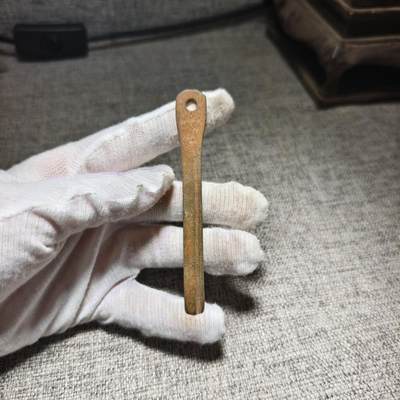 回流第6期货币杂件玉件专拍 - 弩机牙扣