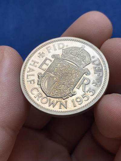 《竞宝斋》第430场 周日，周一，周二 3场连拍 （全场包邮） 1953年英国伊丽莎白二世加冕首年精制半克朗