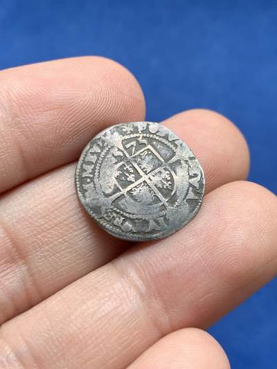 《竞宝斋》第430场 周日，周一，周二 3场连拍 （全场包邮） 英国1575年3便士打制银币 早期品种 币有不平 细节见图