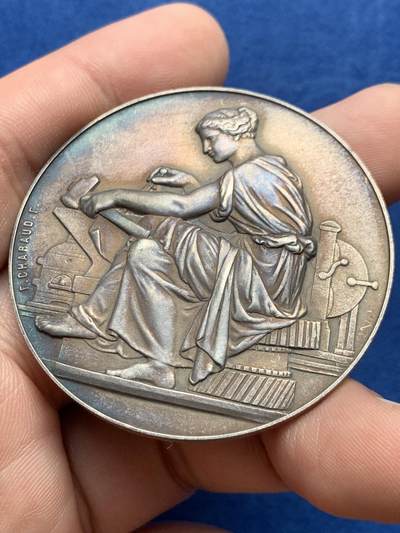 《竞宝斋》第430场 周日，周一，周二 3场连拍 （全场包邮） 法国1913年工商业联合会银章 丰饶角1银标 54.3克 49.8mm