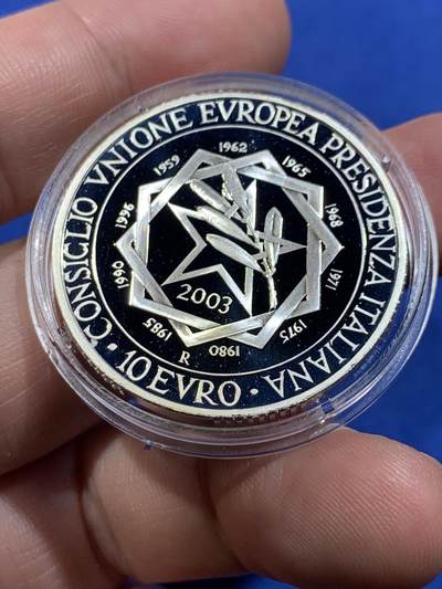 《竞宝斋》第430场 周日，周一，周二 3场连拍 （全场包邮） 2003年意大利担任欧盟理事会主席国10欧纪念银币 925银 22克 盒证齐全