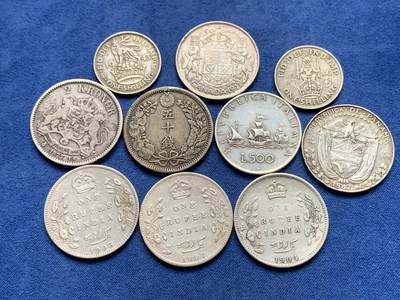 《竞宝斋》第430场 周日，周一，周二 3场连拍 （全场包邮） 10枚一组 各国银币 总重约108.7克 细节见图
