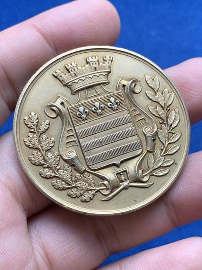 《竞宝斋》第430场 周日，周一，周二 3场连拍 （全场包邮） 法国贝济耶考古、科学与文学学会镀金银章 丰饶角银标 45.6克 45mm 带盒