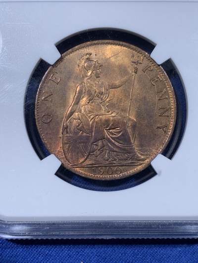 《竞宝斋》第430场 周日，周一，周二 3场连拍 （全场包邮） NGC MS64RB 英国1900年维多利亚披纱1便士 铜光很好