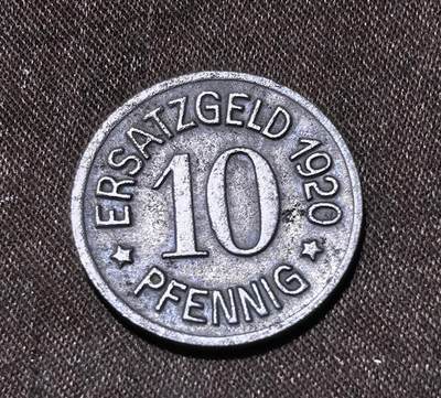 北京马甸外国币专卖第145期，外国币专场，陆续上拍，欢迎关注 德国帝国蔡茨城市1920年10芬尼紧急状态代用