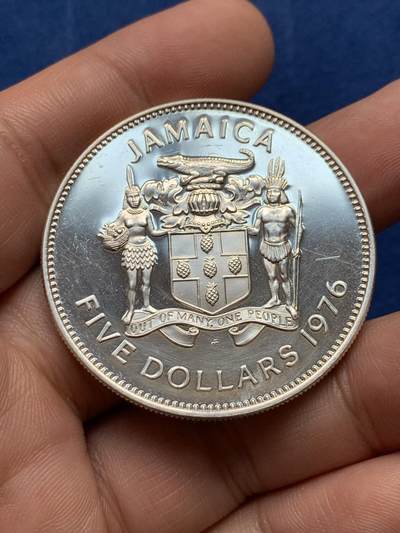 《竞宝斋》第430场 周日，周一，周二 3场连拍 （全场包邮） 牙买加1976年诺曼·W·曼利5元银币 500银 37.8克