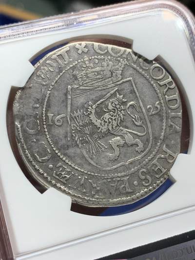 《竞宝斋》第430场 周日，周一，周二 3场连拍 （全场包邮） NGC VF35 1625年尼德兰海尔德兰省武士持剑大银币  唯一亚军分，更高分只有1枚，出分不易，品种稀少，老包浆温润，细节佳。