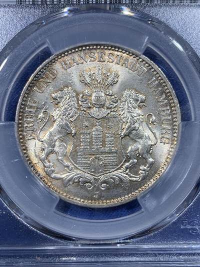《竞宝斋》第430场 周日，周一，周二 3场连拍 （全场包邮） PCGS MS63 德国 1913-J 汉堡双狮3马克银币  两面黄油彩包浆，背面银霜十足，正面双狮栩栩如生