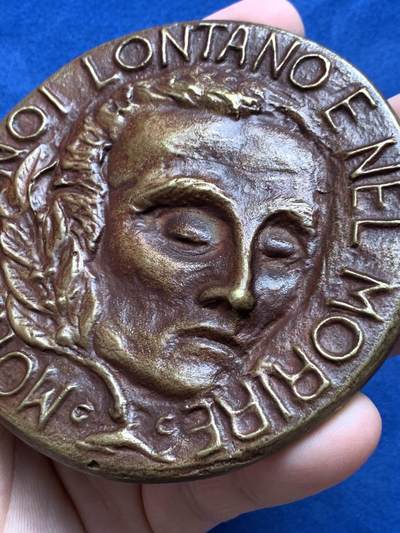 《竞宝斋》第430场 周日，周一，周二 3场连拍 （全场包邮） 意大利1837-1987五十周年铜章一枚 人物形象清晰 高浮雕鼻尖耸立 283.8克 88.2mm 细节见图