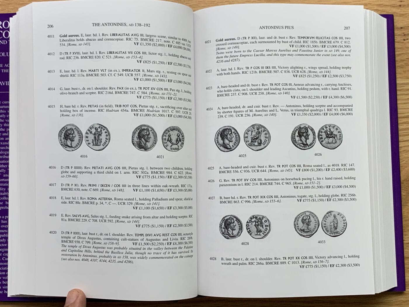 《竞宝斋》第430场 周日，周一，周二 3场连拍 （全场包邮） 古罗马钱币及其价值目录第二卷 公元96年-公元235年 重达1.35公斤