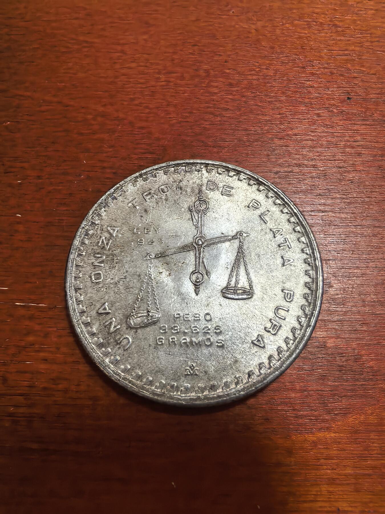 长老汇蛇年精选第六十五场拍卖 1979墨西哥天平银币，墨西哥城造币厂，33.6克925银，未流通