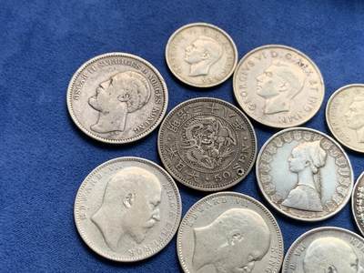 《竞宝斋》第430场 周日，周一，周二 3场连拍 （全场包邮） 10枚一组 各国银币 总重约108.7克 细节见图