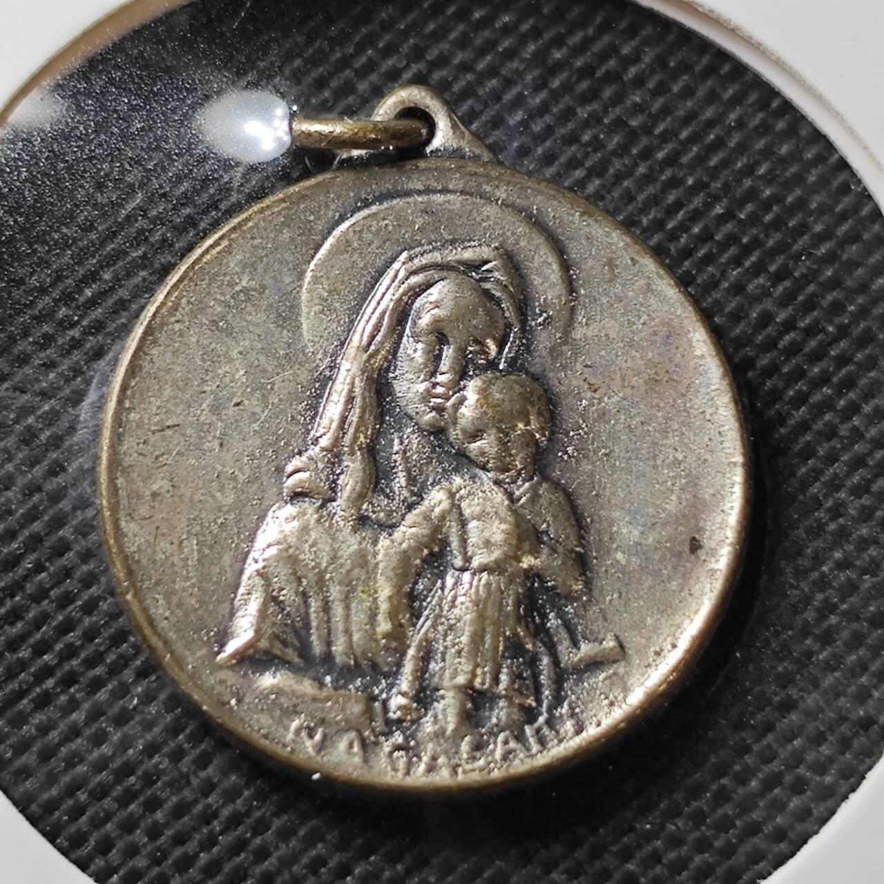 KK钱币收藏小铺  第356场  2月预留时间 周末发货  圣母抱婴纪念章 镀银