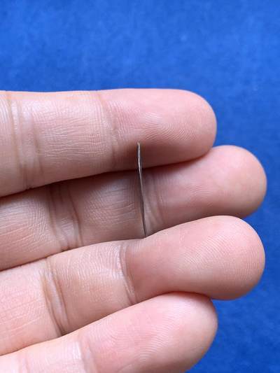 《竞宝斋》第430场 周日，周一，周二 3场连拍 （全场包邮） 英国1575年3便士打制银币 早期品种 币有不平 细节见图