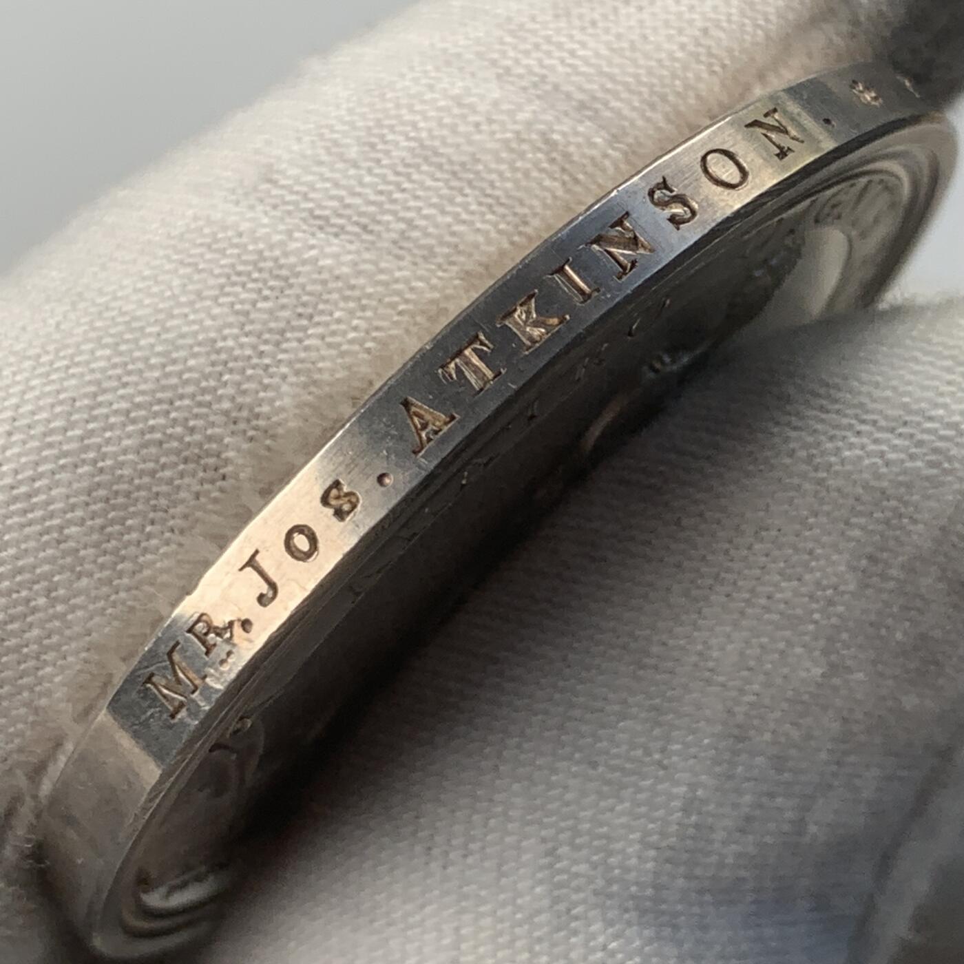 掌中浮雕-藏着的欧洲第038场 1801年英国农业委员会银奖章 ，48mm, 62g。C.H.kuchler雕刻。边缘刻获奖人：Mr Josh.Atkinson, 极罕！