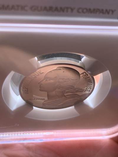 《竞宝斋》第430场 周日，周一，周二 3场连拍 （全场包邮） NGC PF67CAMEO 法国第五共和国 1980年 20分 加厚精制银币 950银10.27克 资料显示发行量仅820枚 不可错过