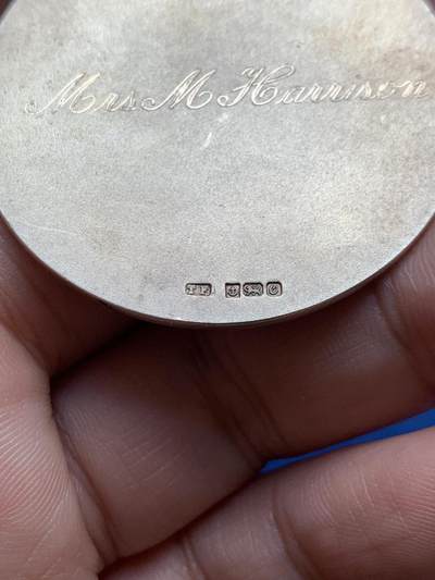 《竞宝斋》第430场 周日，周一，周二 3场连拍 （全场包邮） 英国1989年农业、渔业食品百年纪念银章 33.8克 44.1mm 原味包浆