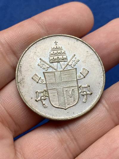 《竞宝斋》第430场 周日，周一，周二 3场连拍 （全场包邮） 教皇镀银纪念章 13.8克 34mm