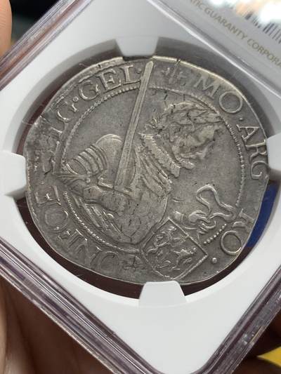 《竞宝斋》第430场 周日，周一，周二 3场连拍 （全场包邮） NGC VF35 1625年尼德兰海尔德兰省武士持剑大银币  唯一亚军分，更高分只有1枚，出分不易，品种稀少，老包浆温润，细节佳。