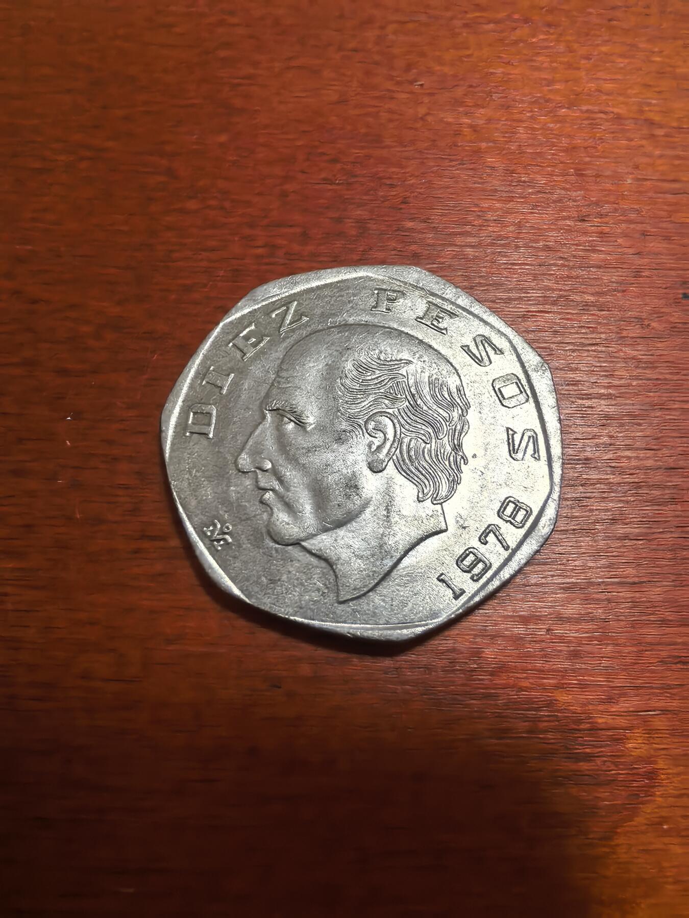 长老汇蛇年精选第六十五场拍卖 错版币！1978墨西哥10比索多边形铜镍币，偏打