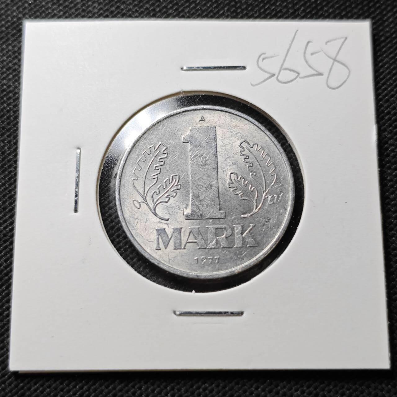 KK钱币收藏小铺  第356场  2月预留时间 周末发货  1977东德1马克
