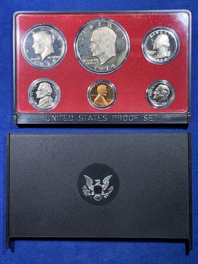 《竞宝斋》第430场 周日，周一，周二 3场连拍 （全场包邮） 美国1974年官方精制套币 含艾克大一元精制币！