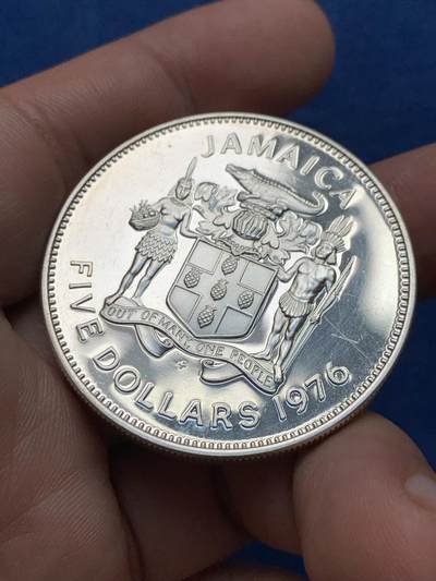 《竞宝斋》第430场 周日，周一，周二 3场连拍 （全场包邮） 牙买加1976年诺曼·W·曼利5元银币 500银 37.8克