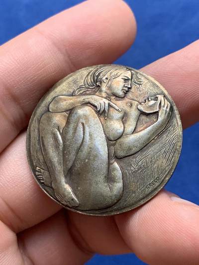 《竞宝斋》第430场 周日，周一，周二 3场连拍 （全场包邮） 1978年斯卡拉歌剧院建院200周年纪念章 16.3克 35mm