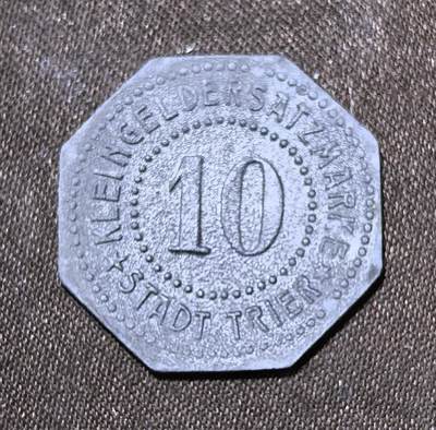 北京马甸外国币专卖第145期，外国币专场，陆续上拍，欢迎关注 德国帝国特里尔城市特里尔圣徒题材10芬尼紧急状态币