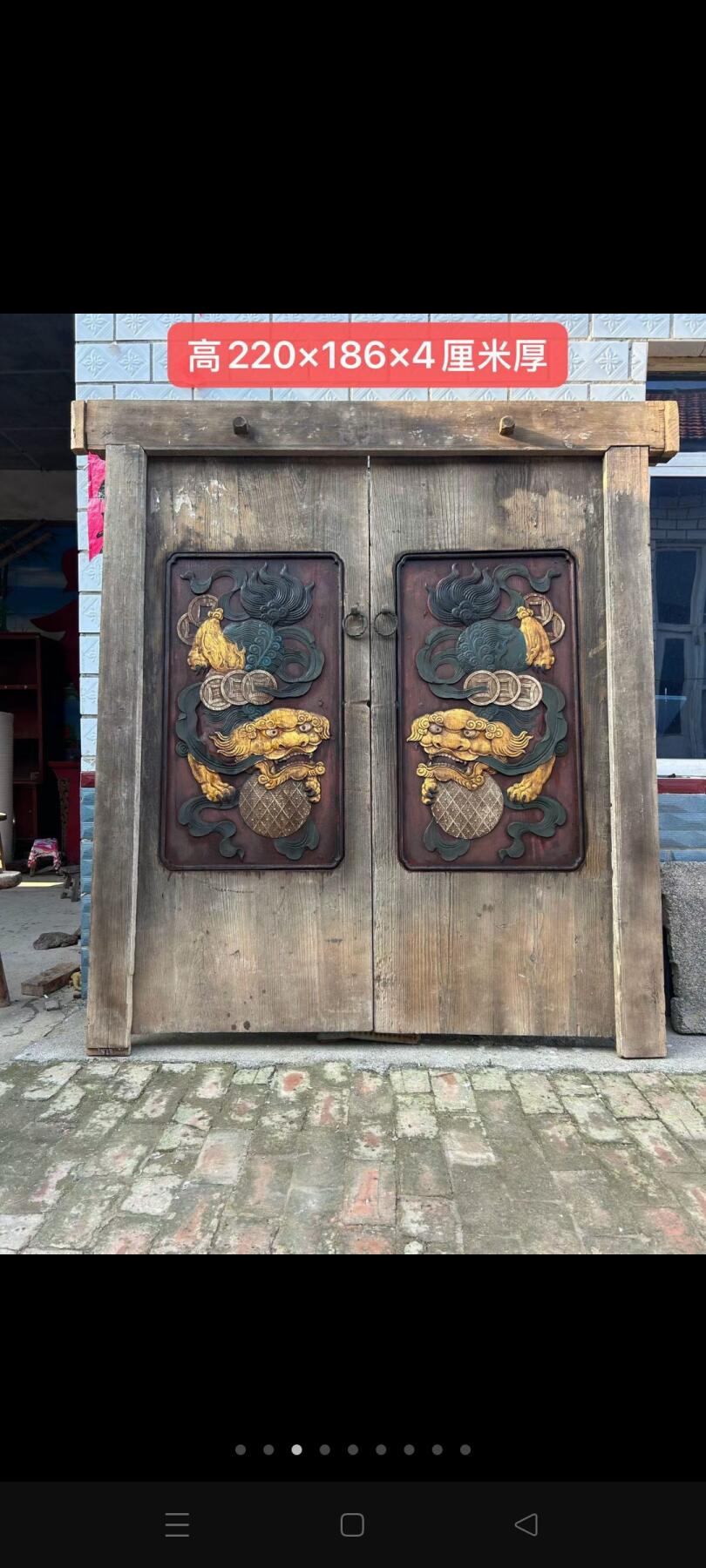 财主家老大门一套，尺寸如图，彩绘手功雕刻狮子，保存完正，复古装修佳选